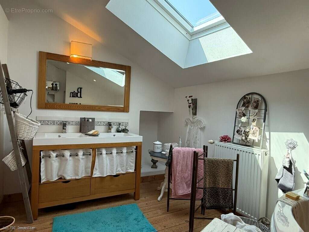 Maison à VILLEFAGNAN