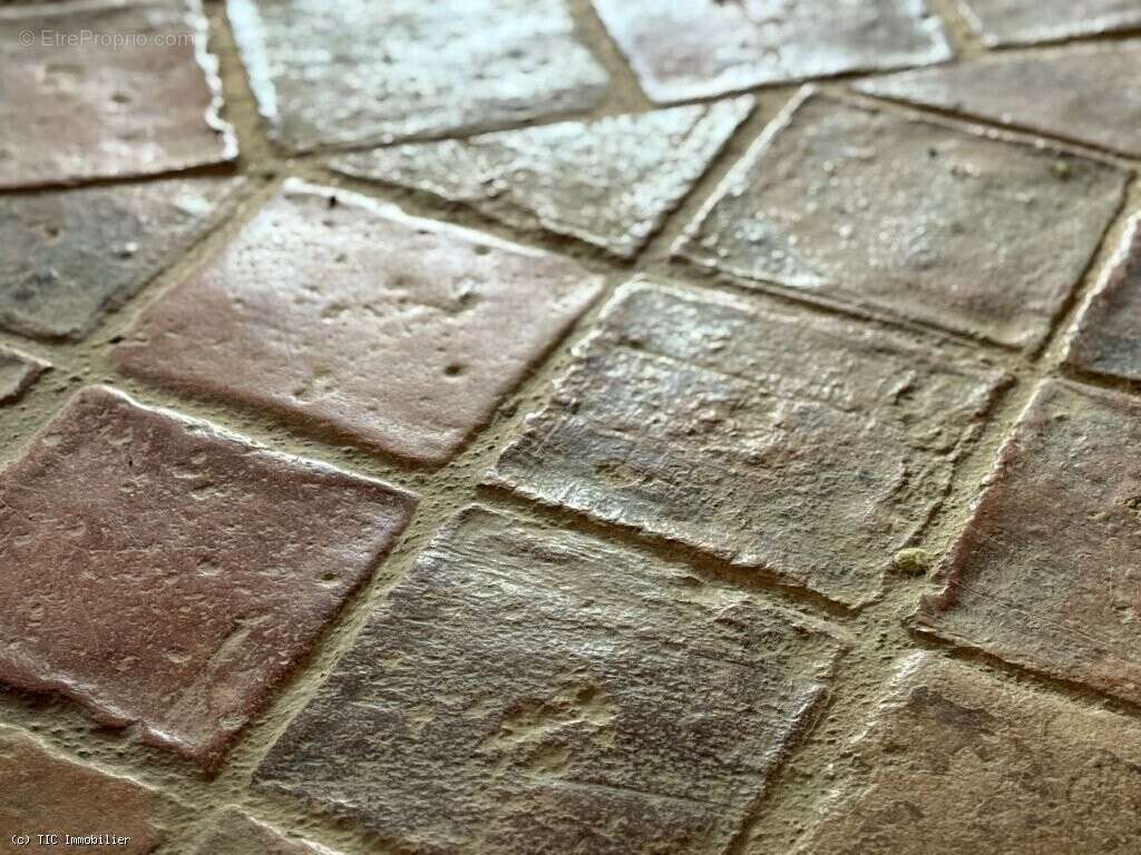 Maison à VILLEFAGNAN