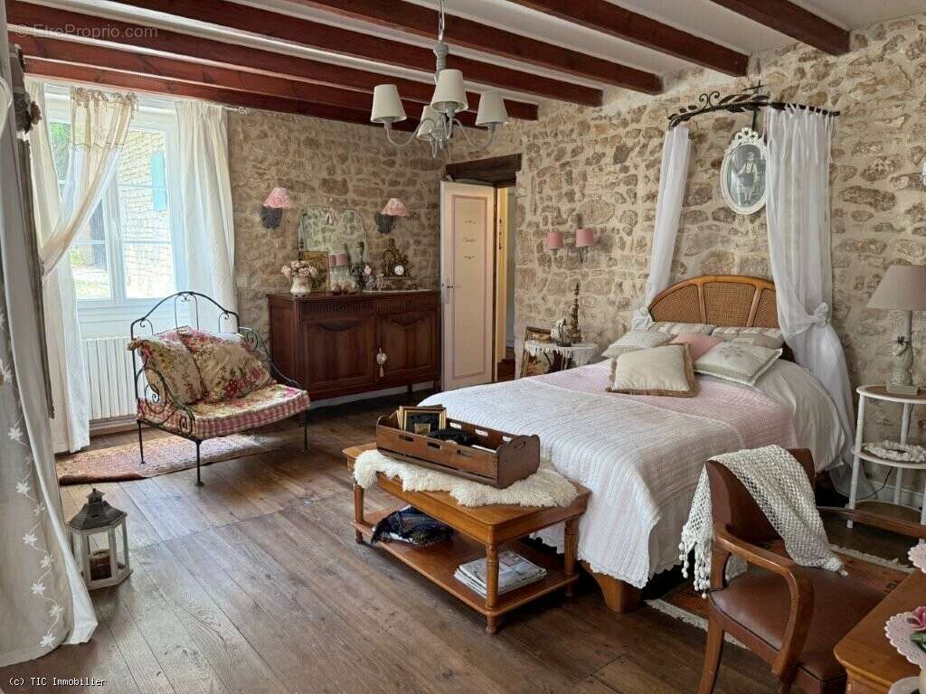 Maison à VILLEFAGNAN