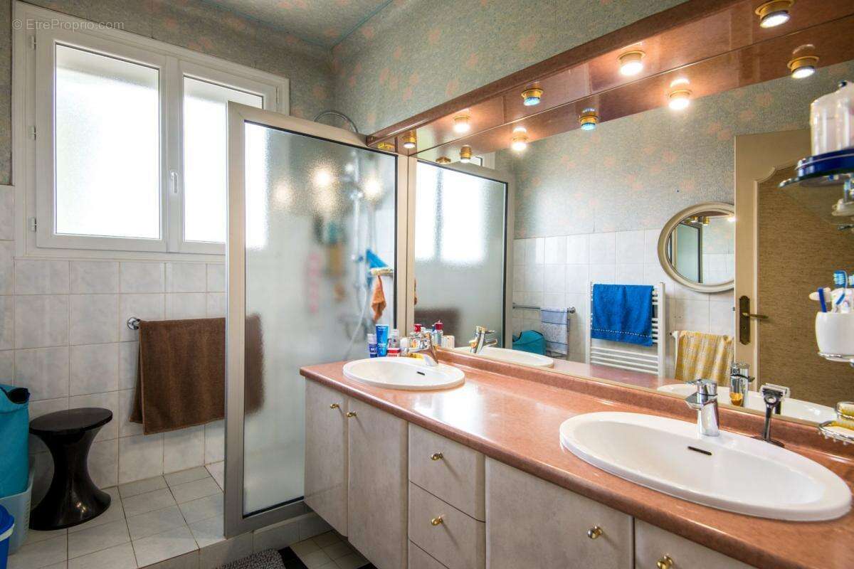 Maison à SAINT-CERE