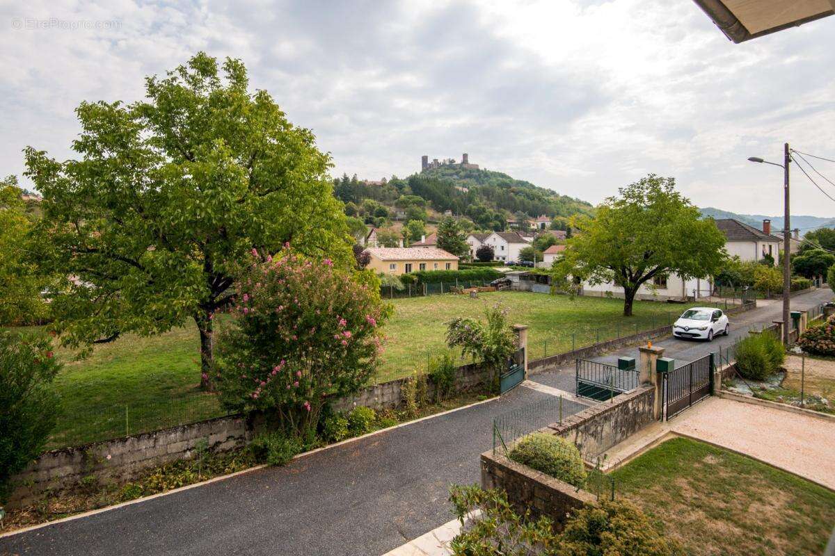 Maison à SAINT-CERE