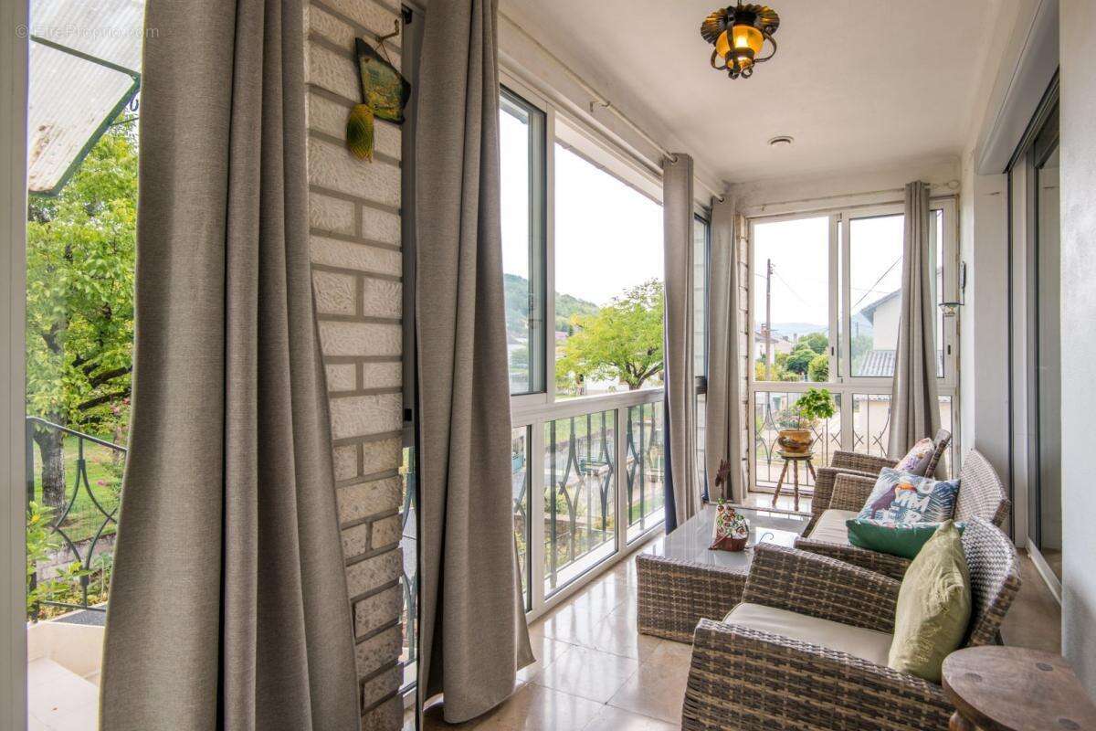 Maison à SAINT-CERE