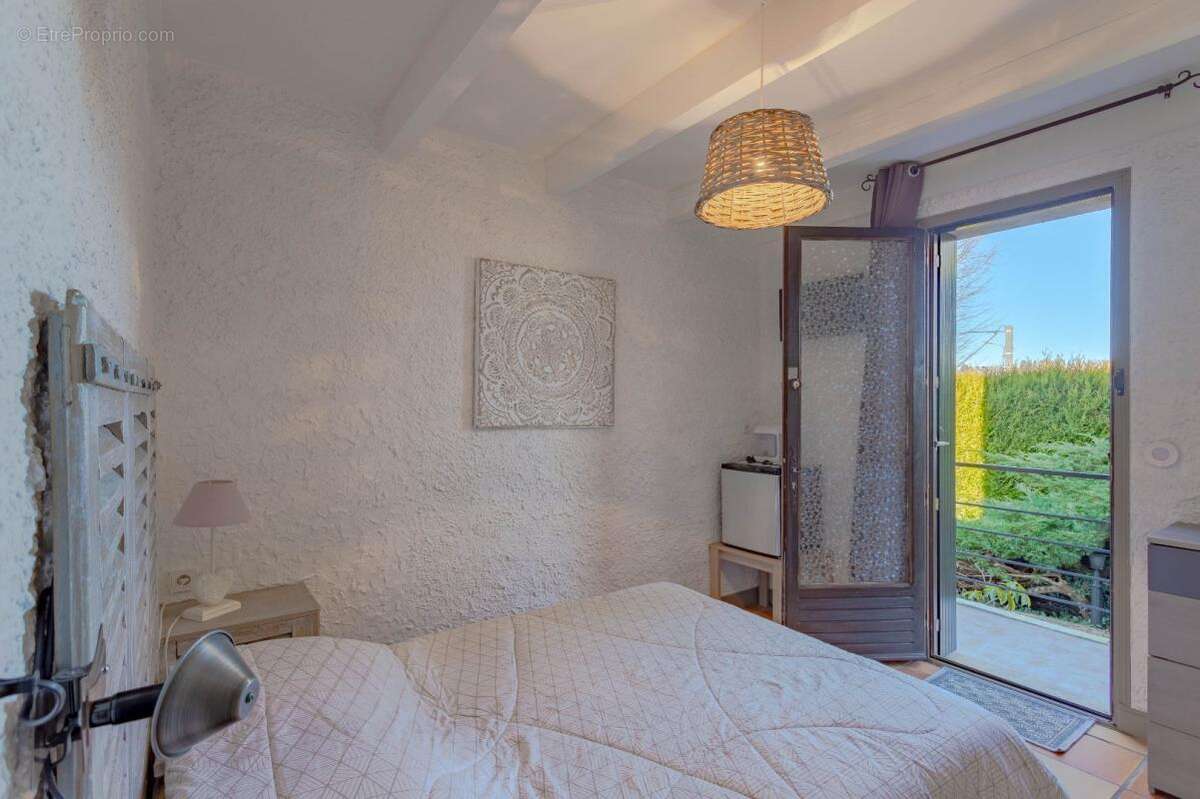 Maison à BARAQUEVILLE