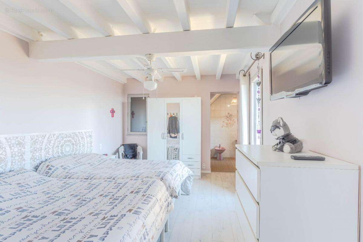 Maison à BARAQUEVILLE