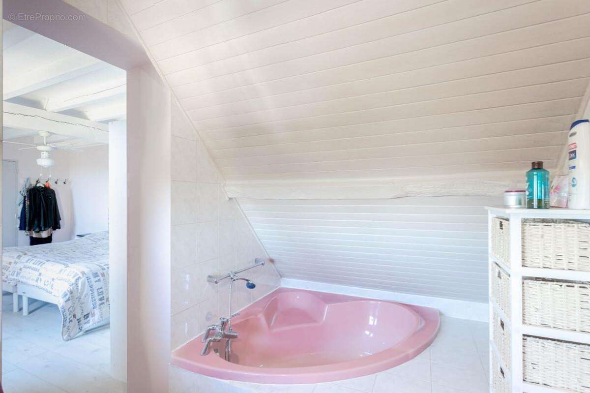 Maison à BARAQUEVILLE