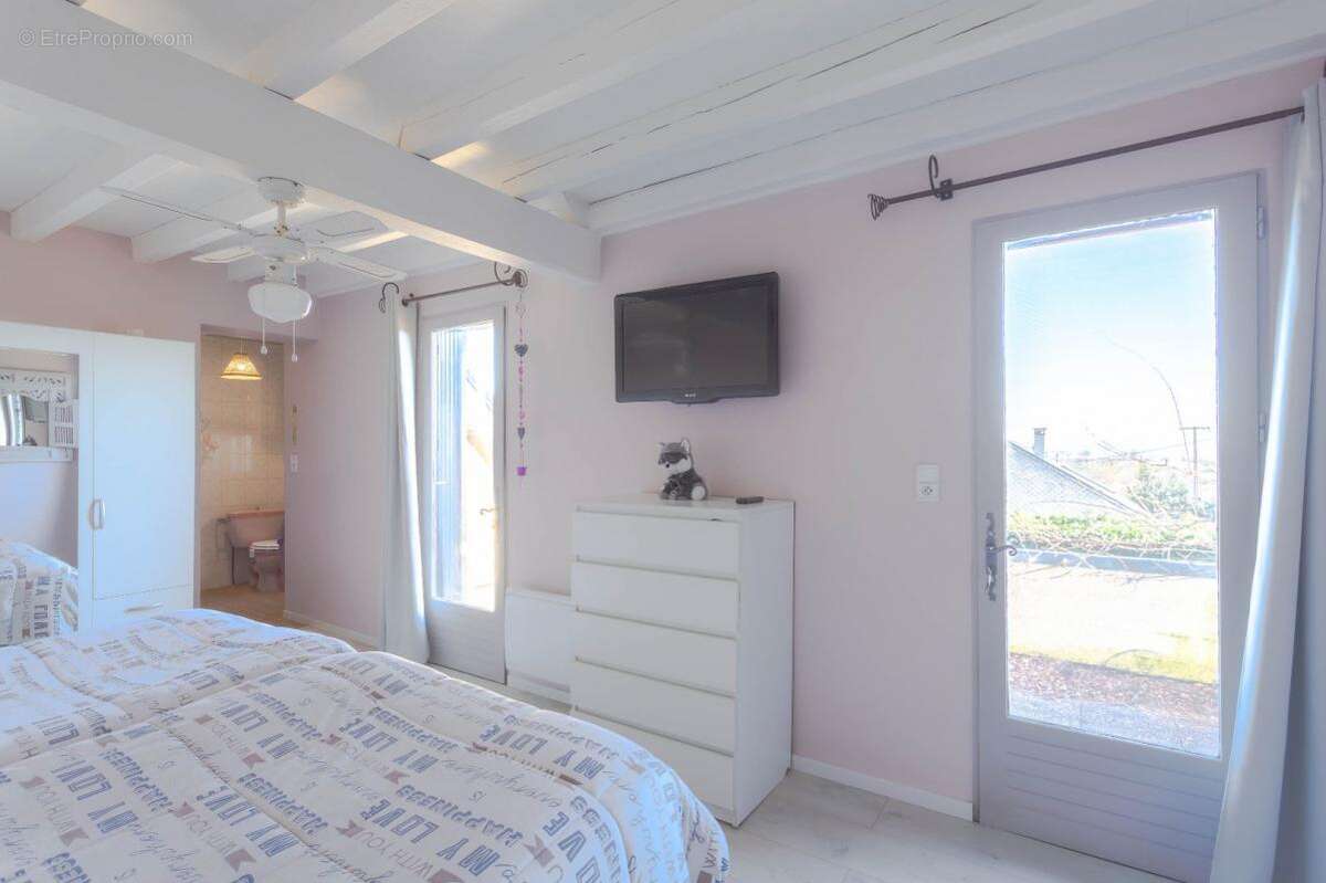 Maison à BARAQUEVILLE