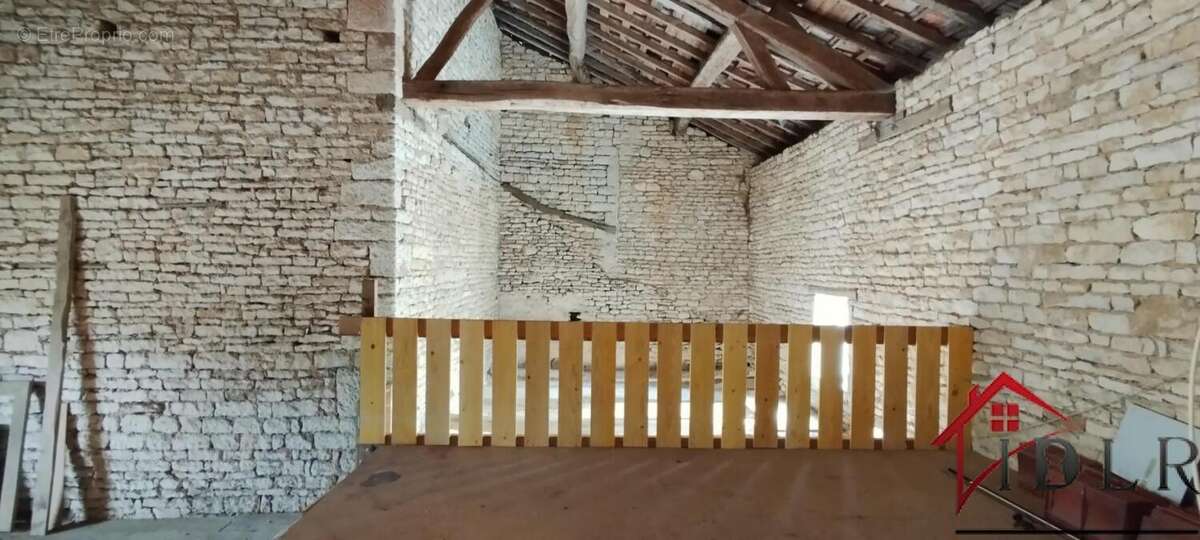 Maison à LAMOTHE-EN-BLAISY