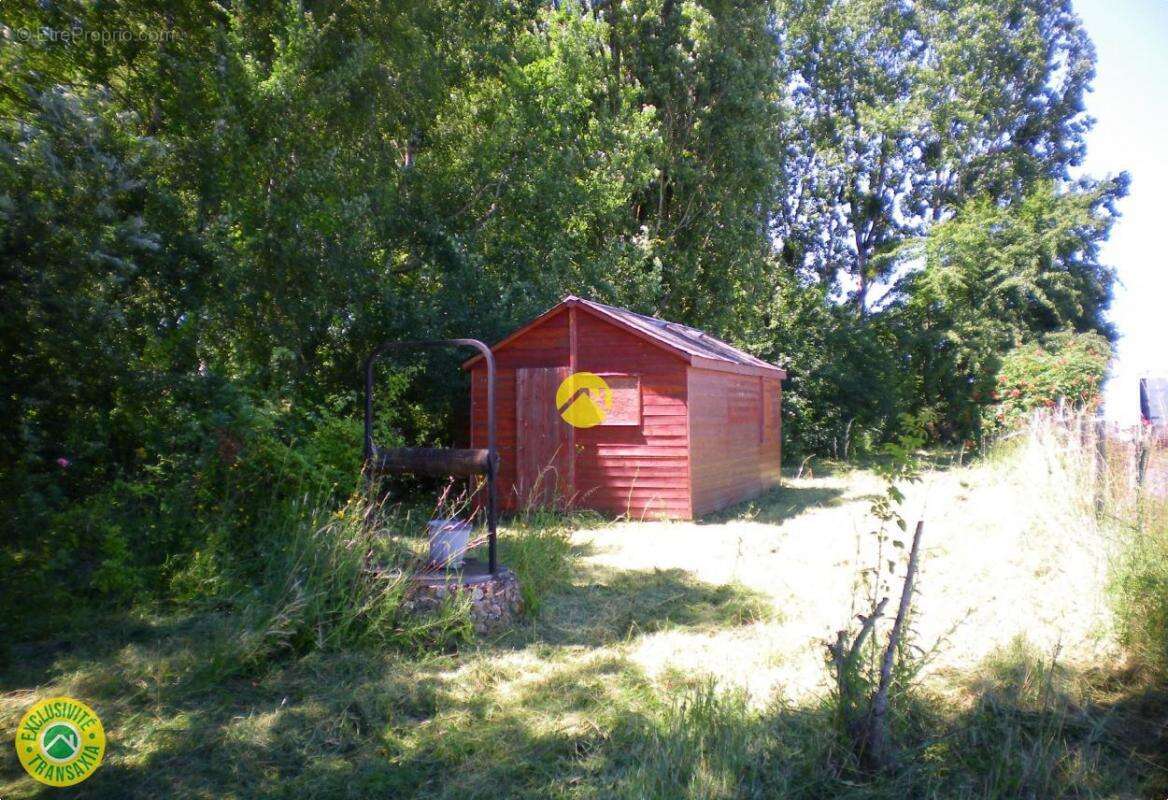 Terrain à FONTGUENAND