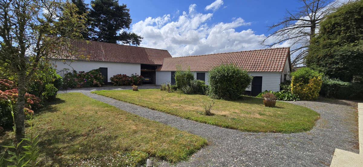 Maison à HAUTVILLERS-OUVILLE