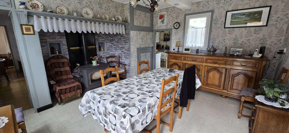 Maison à HAUTVILLERS-OUVILLE