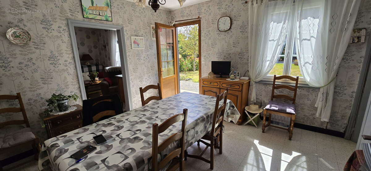 Maison à HAUTVILLERS-OUVILLE