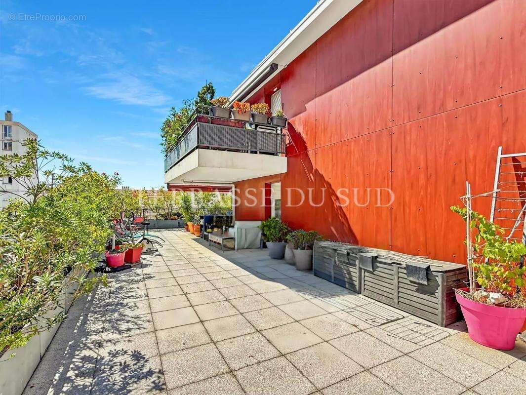 Appartement à MARSEILLE-9E