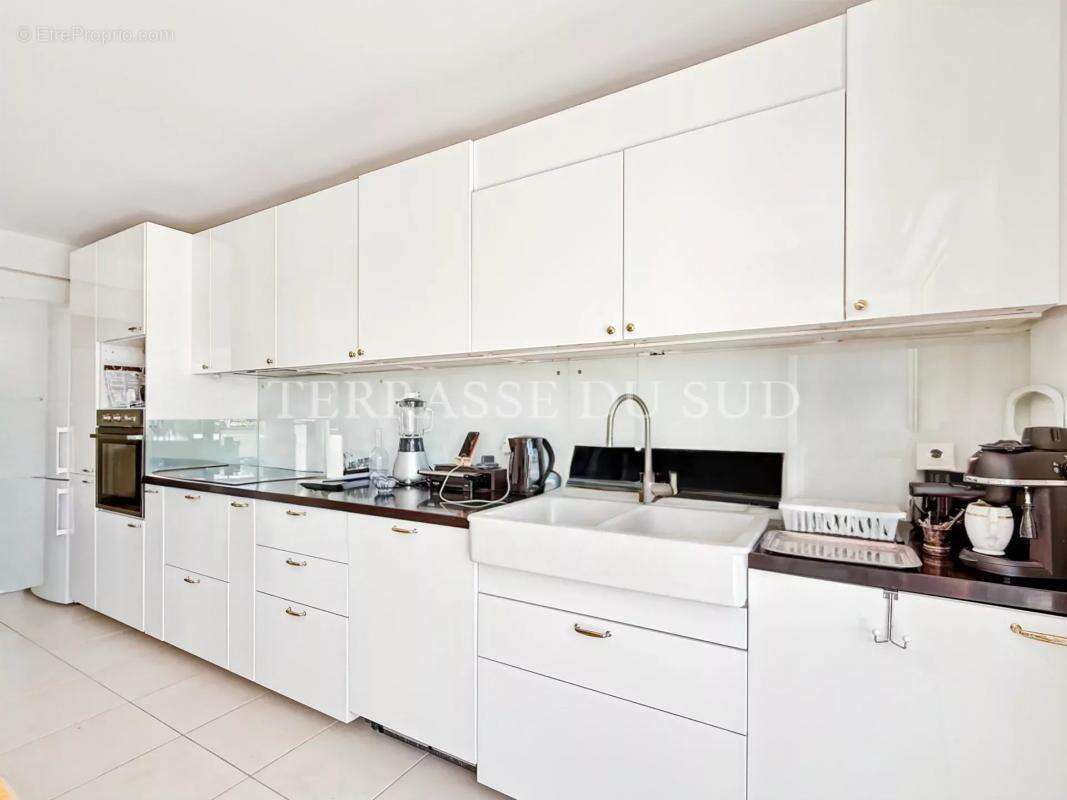 Appartement à MARSEILLE-9E