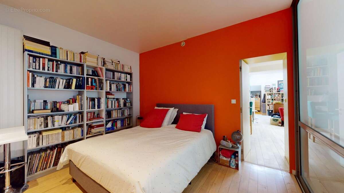 Appartement à PARIS-19E