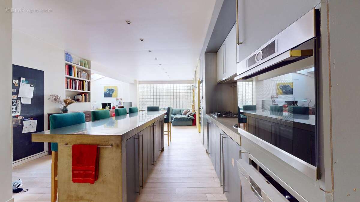 Appartement à PARIS-19E