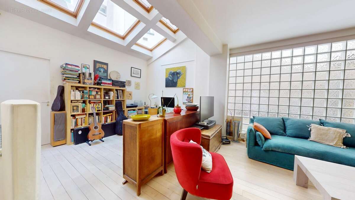 Appartement à PARIS-19E