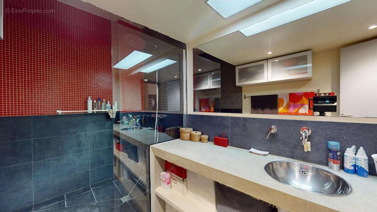 Appartement à PARIS-19E