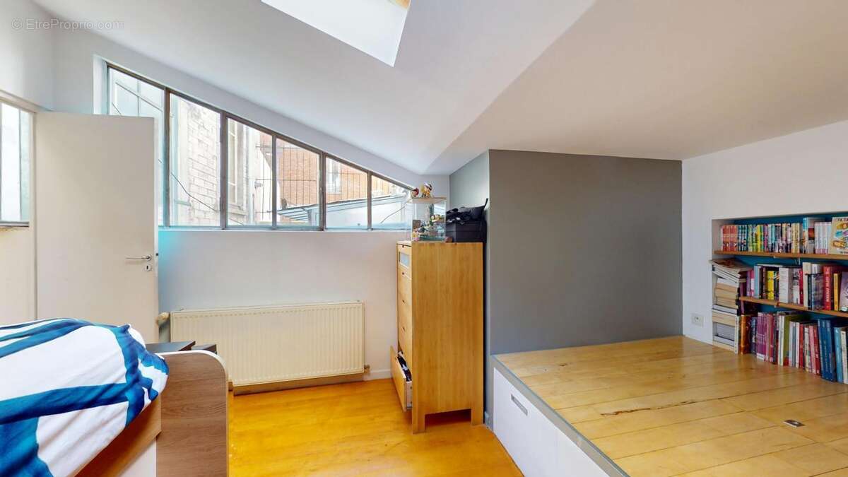 Appartement à PARIS-19E