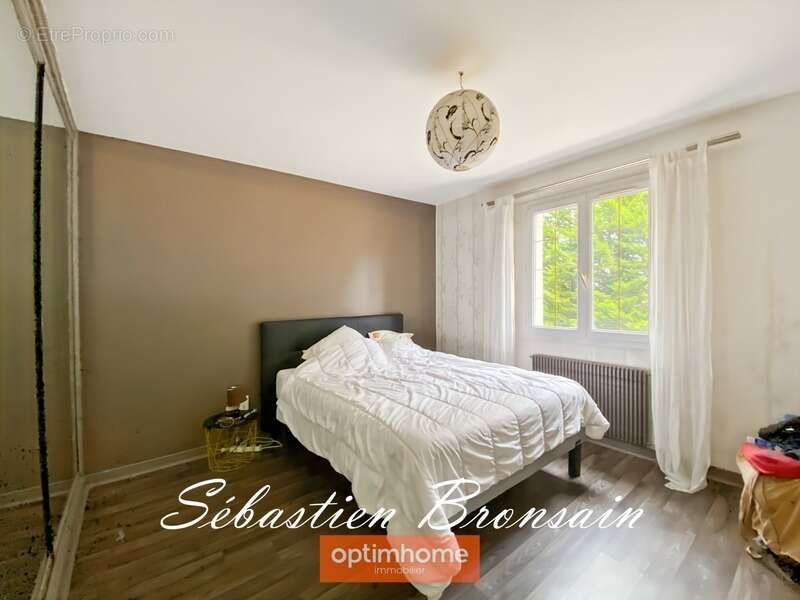 Maison à LONS-LE-SAUNIER