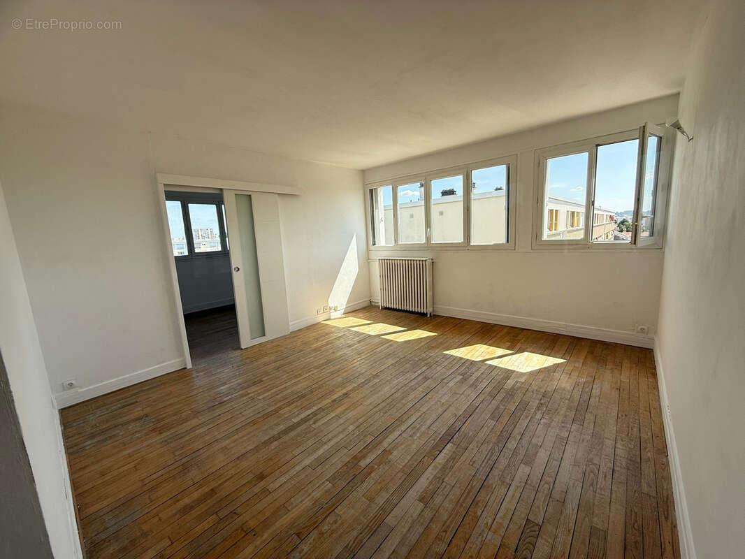 Appartement à NEUILLY-SUR-MARNE