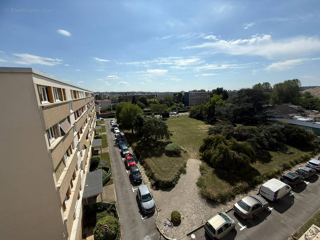 Appartement à NEUILLY-SUR-MARNE