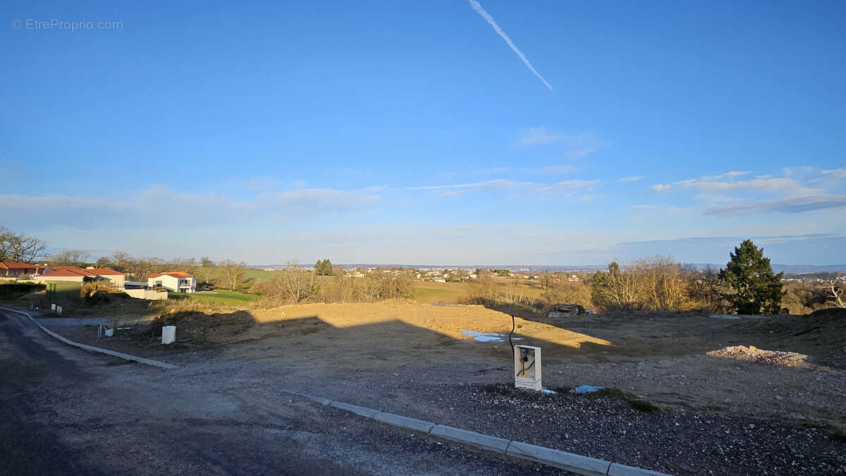 Terrain à BOISSEUIL