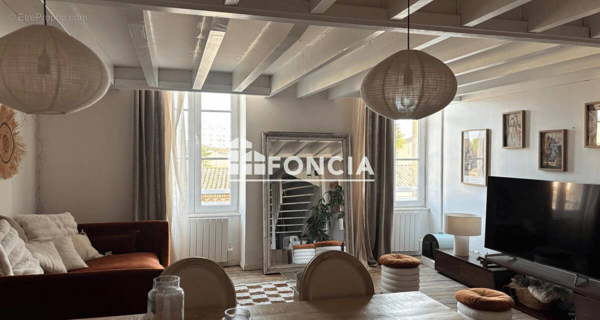 Appartement à BORDEAUX