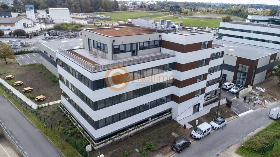 Commerce à ARTIGUES-PRES-BORDEAUX