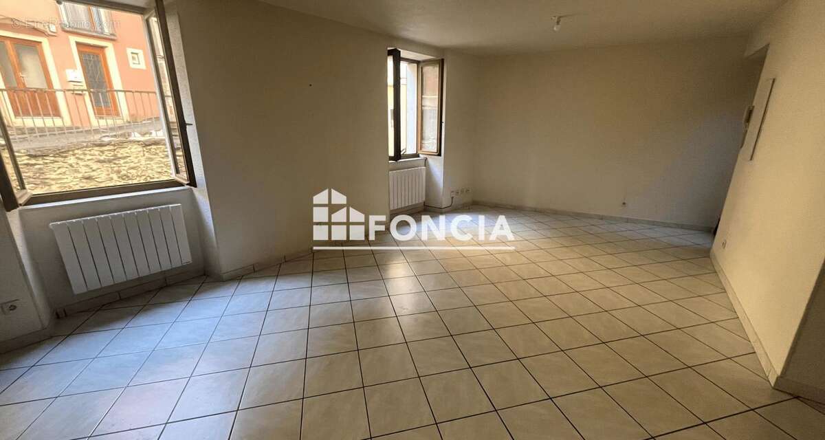 Appartement à VIZILLE