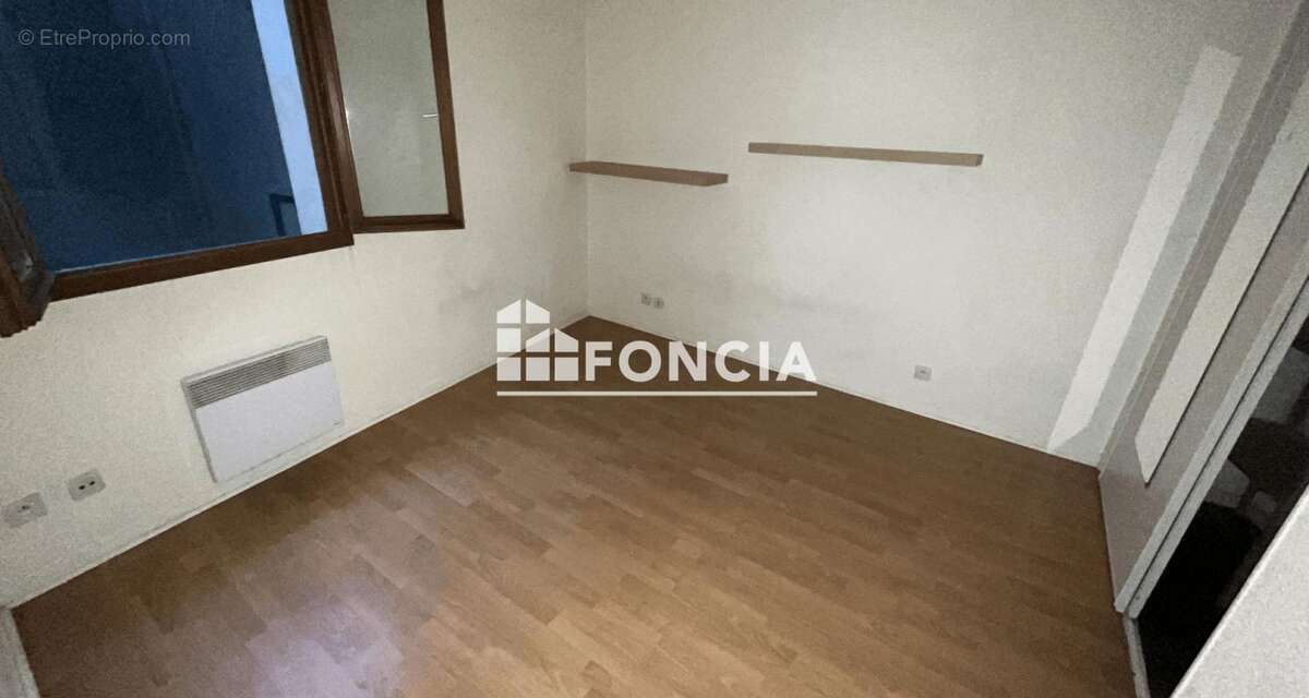 Appartement à VIZILLE