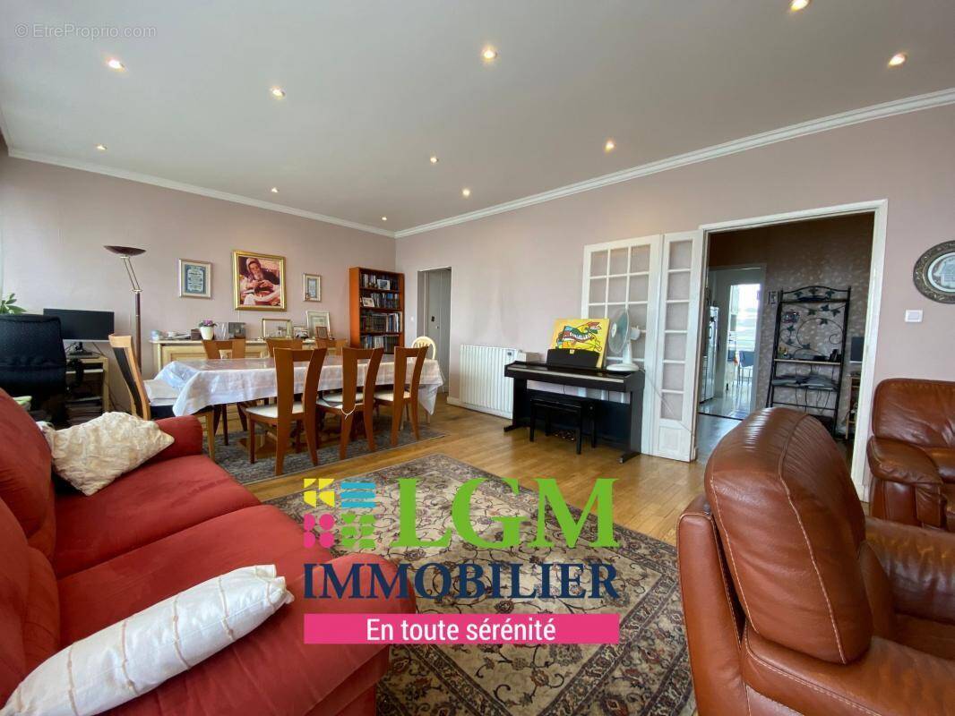 Appartement à SARCELLES