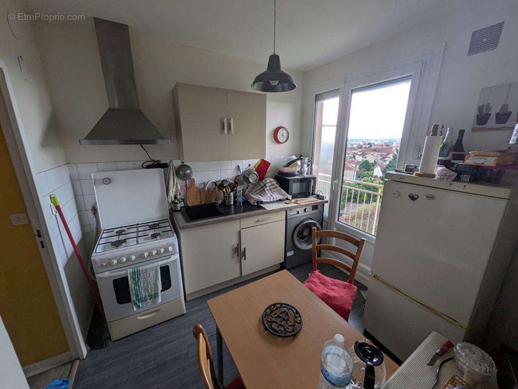 Appartement à RIORGES