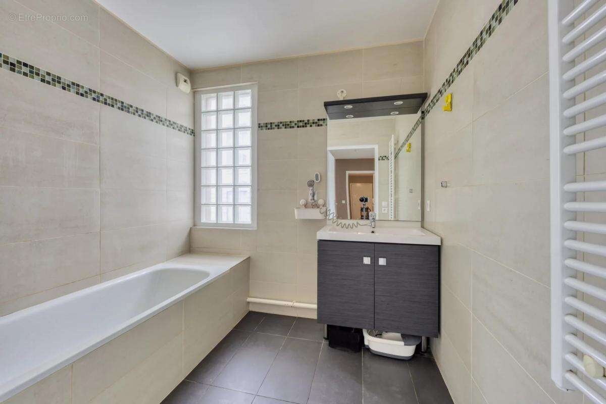 Appartement à SAINT-DENIS