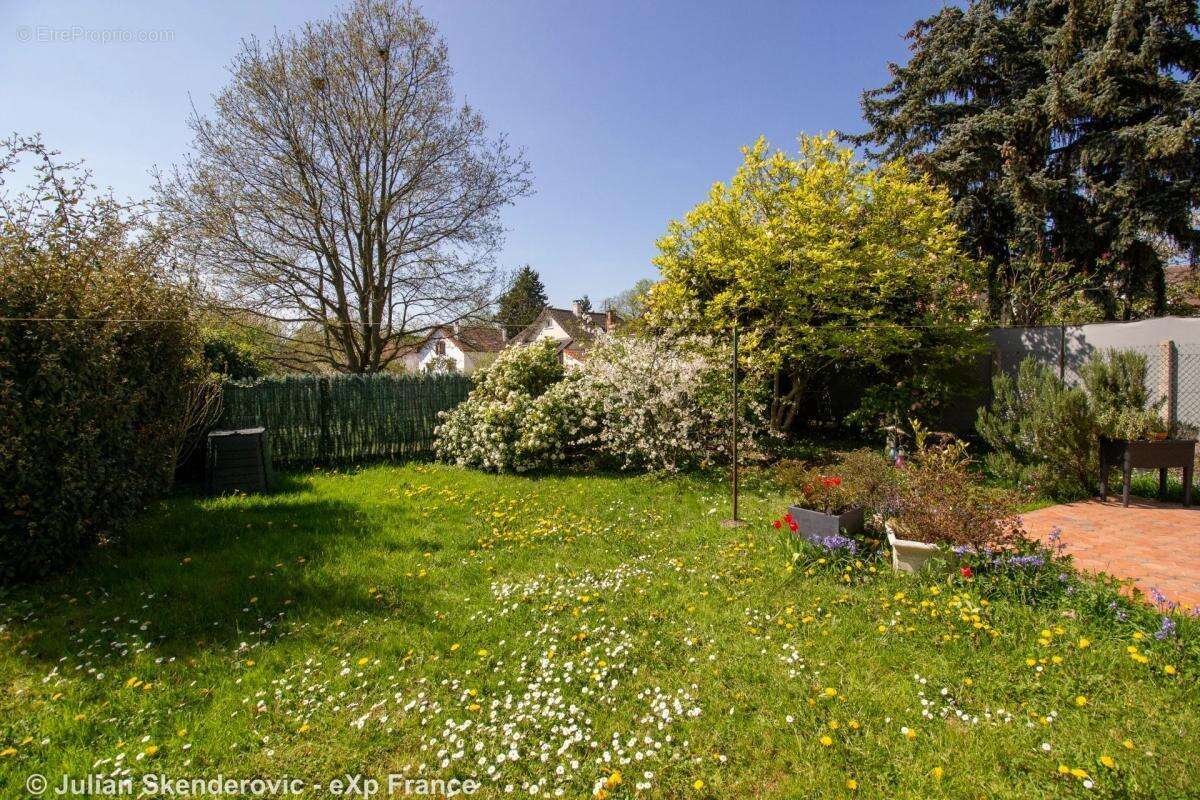 Maison à DEUIL-LA-BARRE