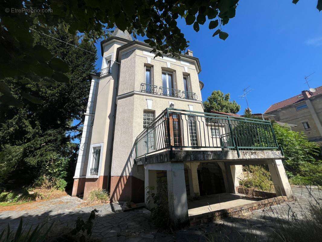 Maison à SAINT-OUEN-L&#039;AUMONE