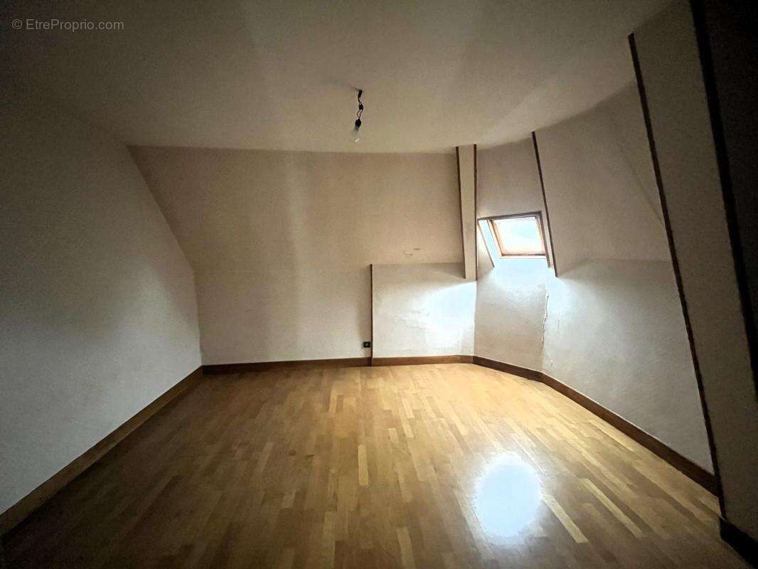 Maison à SAINT-OUEN-L&#039;AUMONE