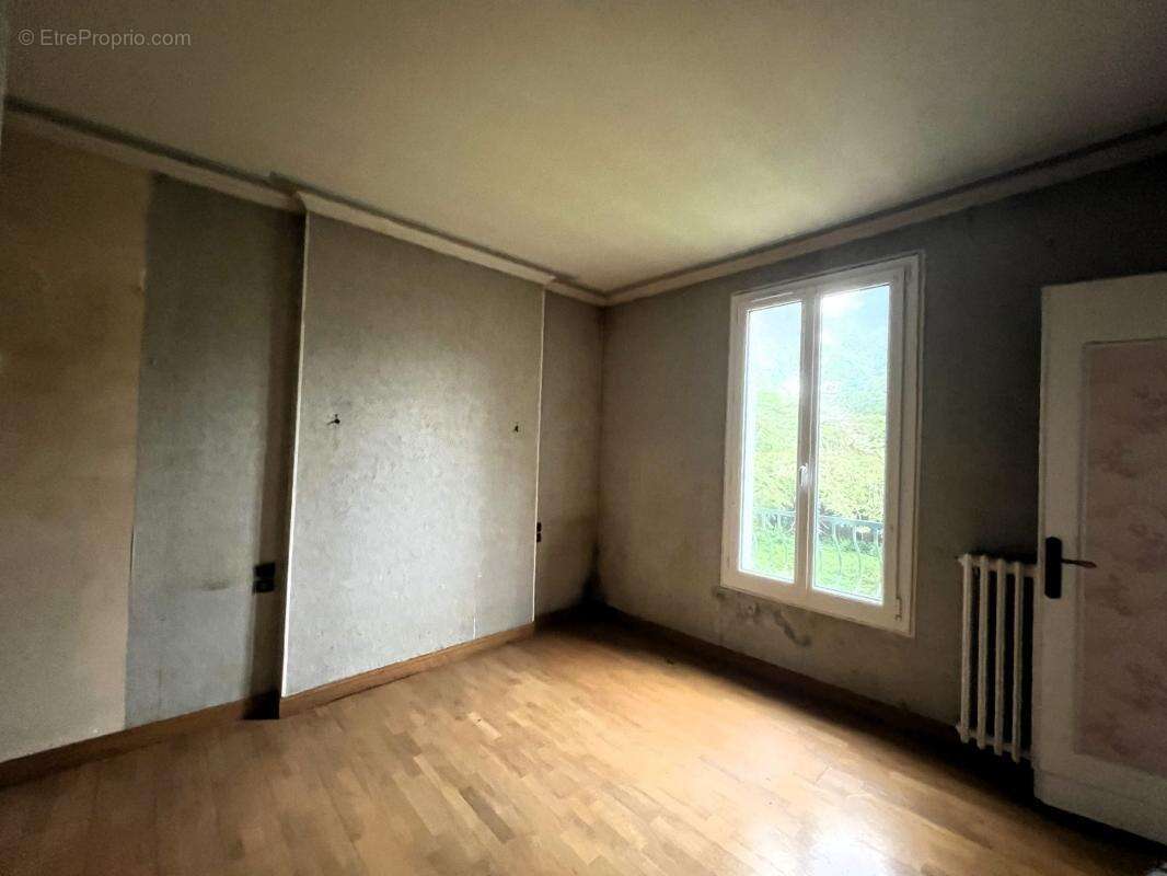 Maison à SAINT-OUEN-L&#039;AUMONE