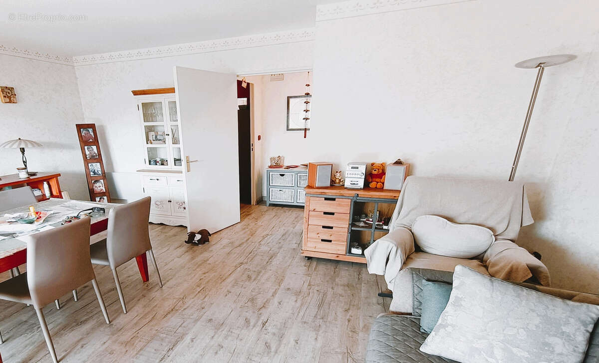 Appartement à FREJUS