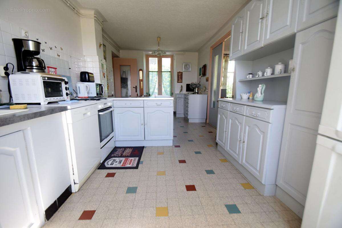 Maison à DECINES-CHARPIEU