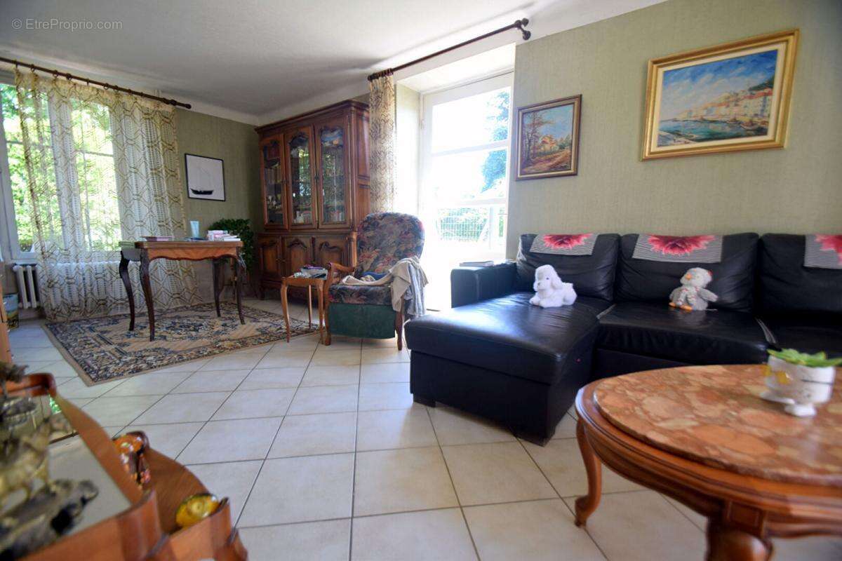 Maison à DECINES-CHARPIEU