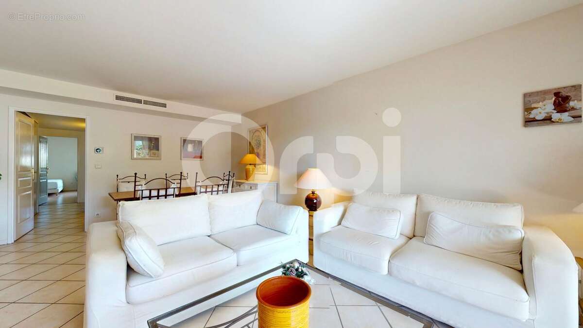 Appartement à CRAPONNE