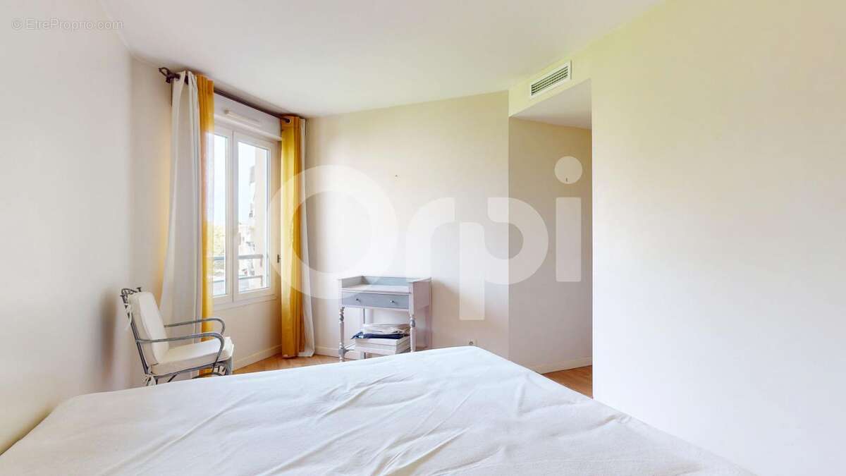 Appartement à CRAPONNE