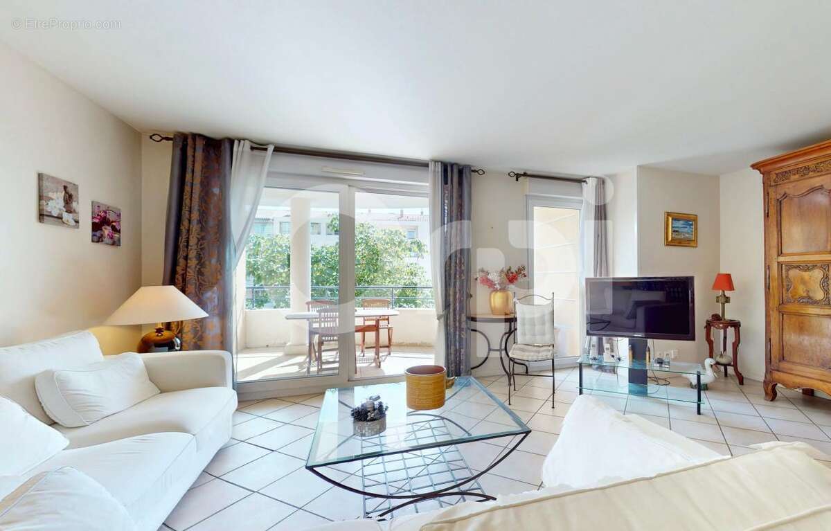 Appartement à CRAPONNE