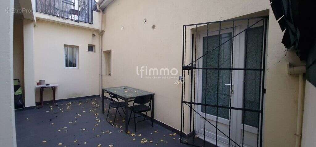 Appartement à IVRY-SUR-SEINE