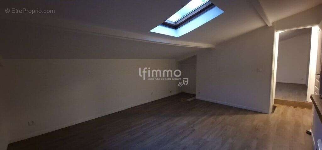 Appartement à IVRY-SUR-SEINE