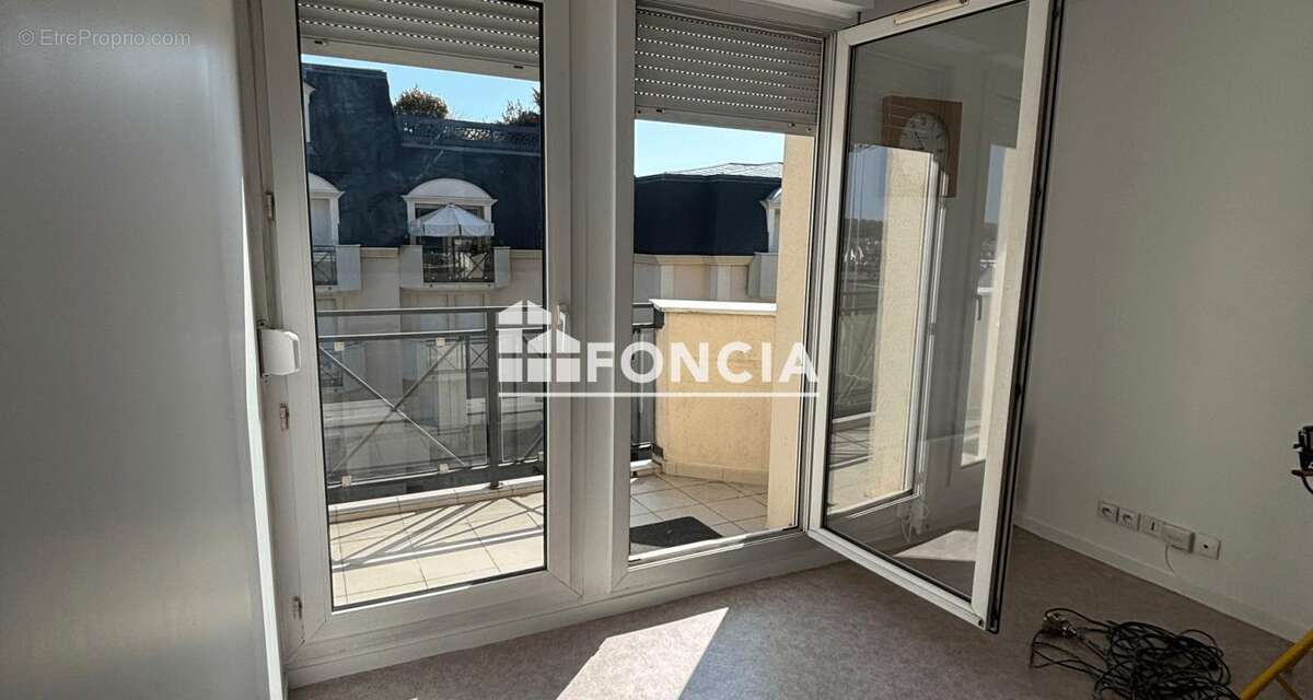 Appartement à PONTAULT-COMBAULT