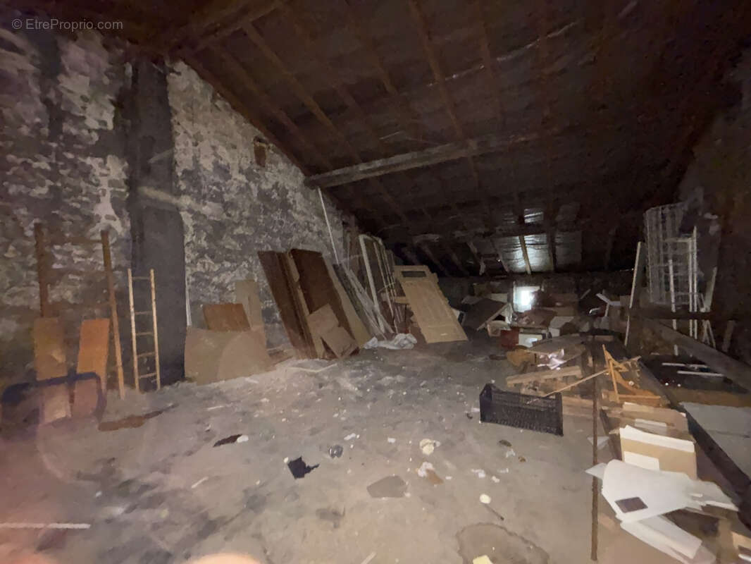 Maison à BOUZONVILLE