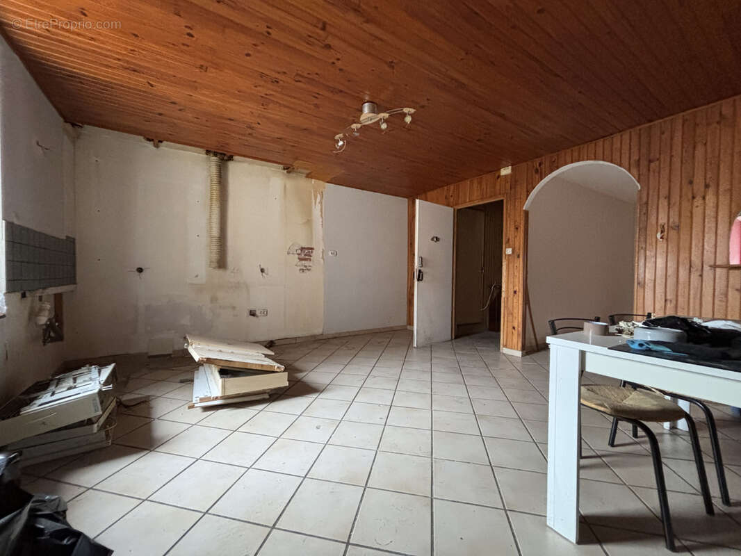 Maison à BOUZONVILLE