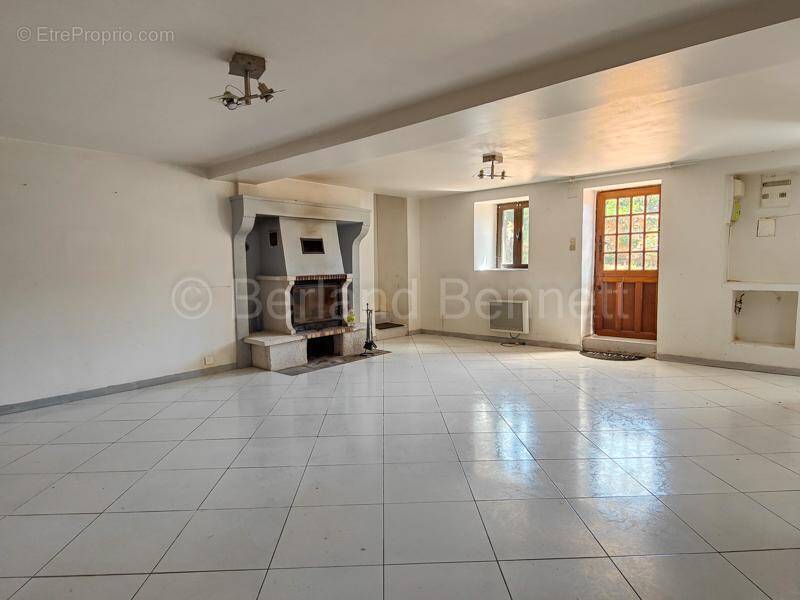 Maison à SAUZE-VAUSSAIS