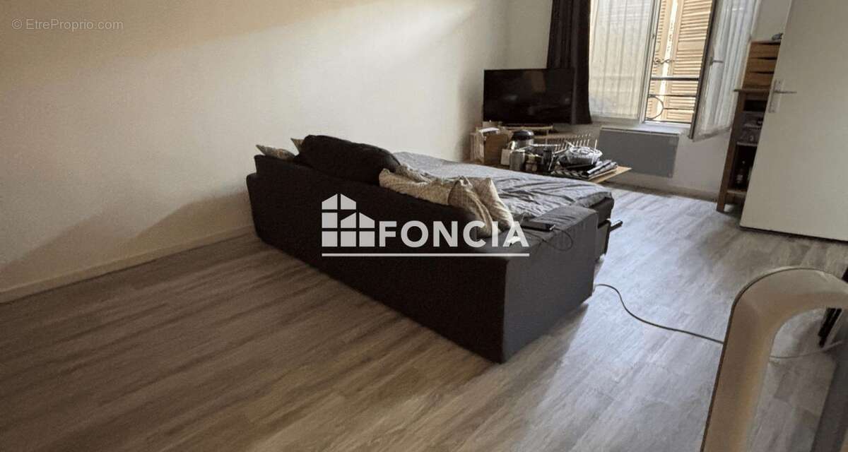 Appartement à MORANGIS